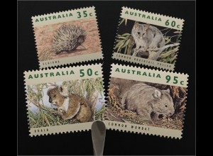 Briefmarkensatz Australien Gefährdete Tiere Kurzschnabeligel Haarnasenwombat
